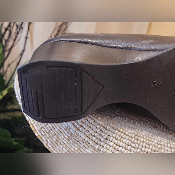 Norma J.BAKER Calfskin Ankle Boots size 6.5.Made in Italy 🇮🇹 - Picture 9 of 9